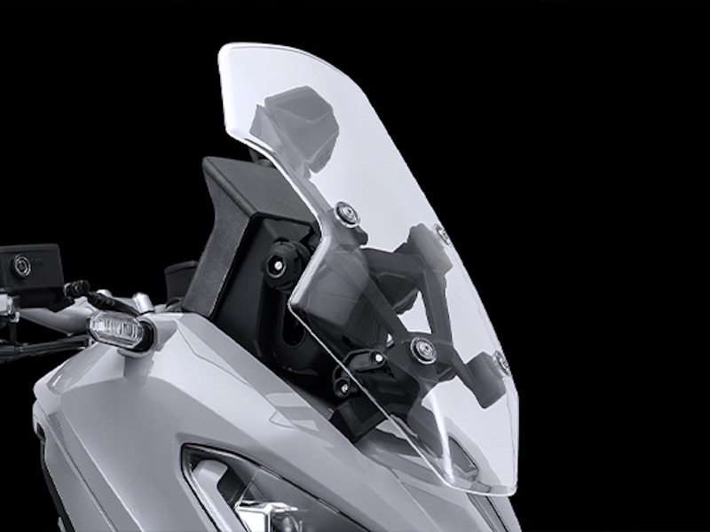 Adjustable Windshield
